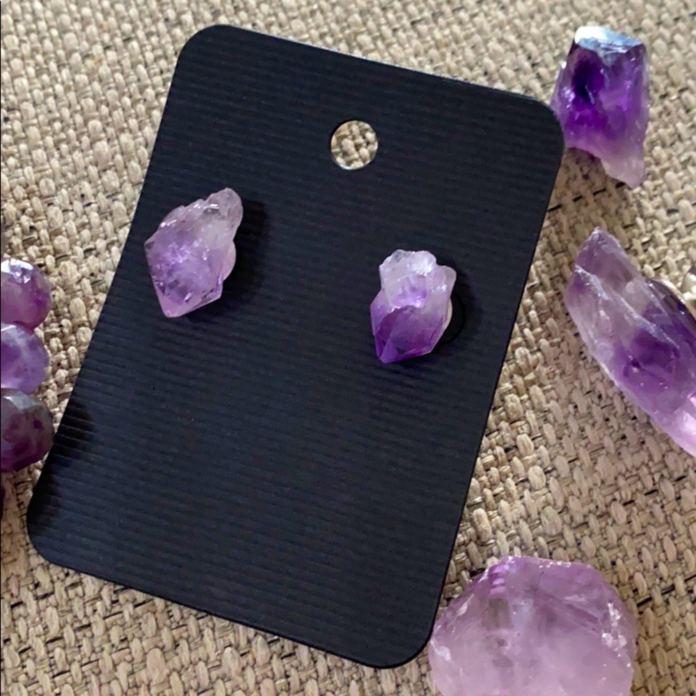 Amethyst stud earrings!